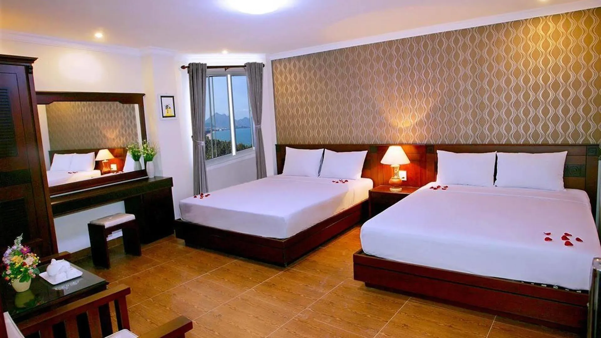 Nice Swan Hotel Nha Trang
